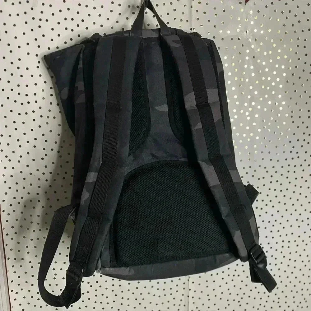 Herschel Supply Company four image